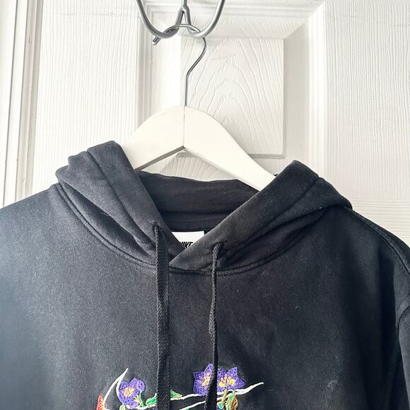 Nike Black Logo Twist Embroidered Floral Swoosh Hoodie Sweatshirt Women Small - Picture 3 of 13